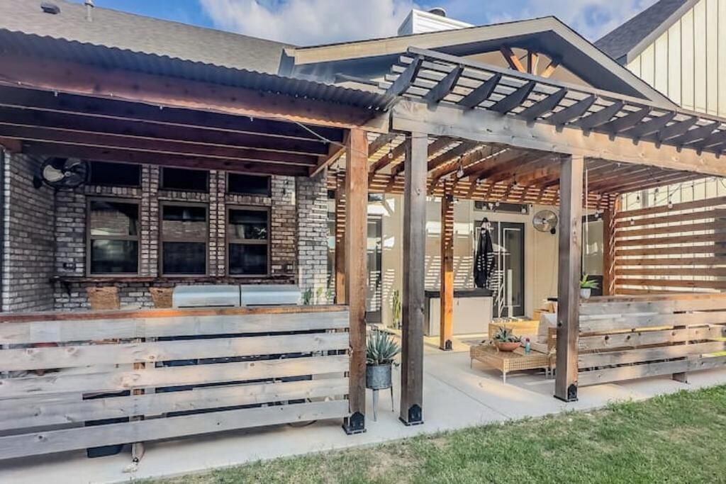 Photo of Patio Balcony in Roanoke