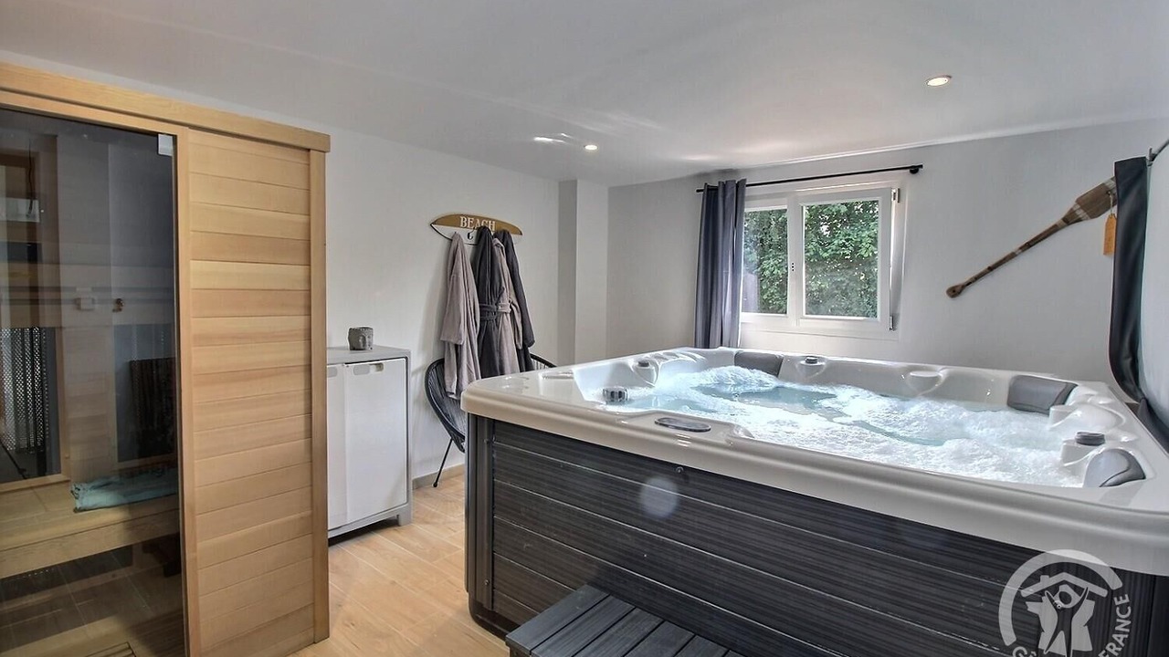 Photo of Others in Plourhan