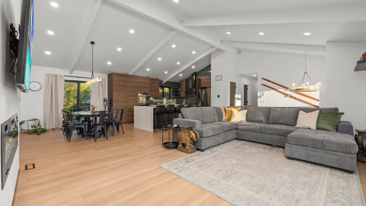 Photo of Livingroom in Sandy