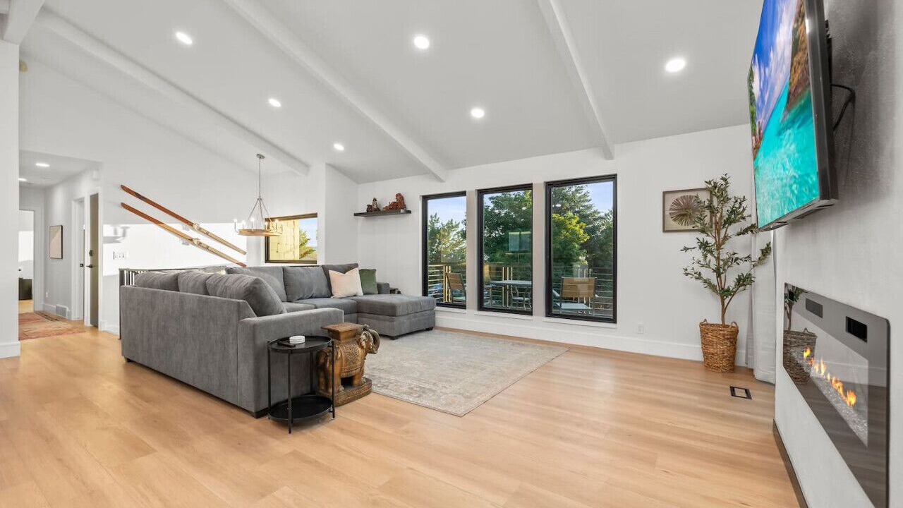 Photo of Livingroom in Sandy