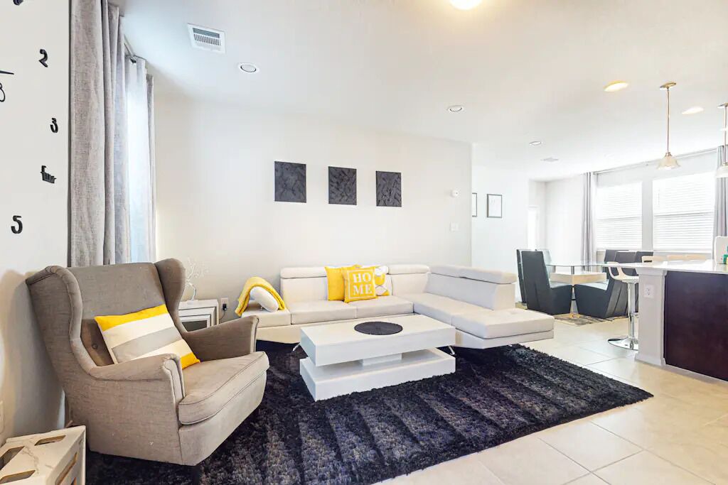 Photo of Livingroom in Travis County