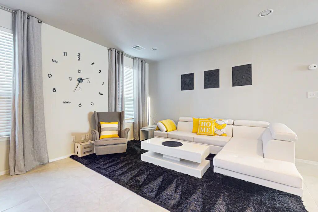Photo of Livingroom in Travis County