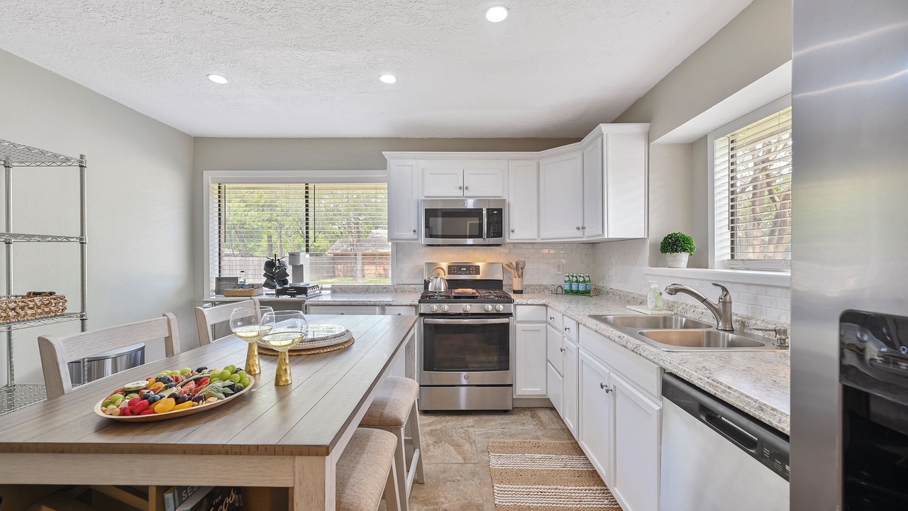 Photo of Kitchen in Raintree