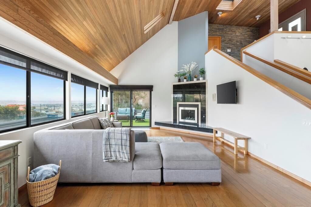 Photo of Livingroom in Point Loma