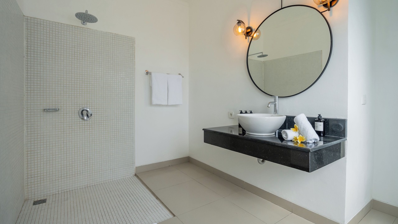 Photo of Bathroom in Dyanapura