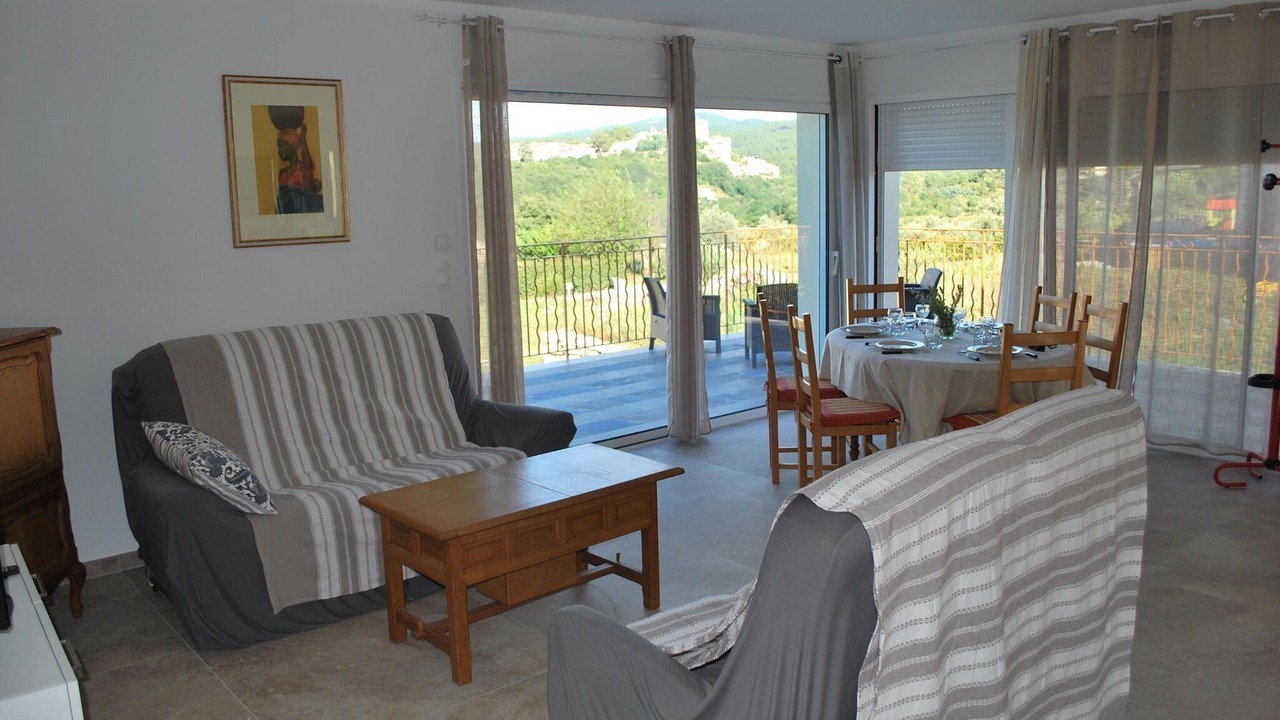 Photo of Livingroom in Largentiere