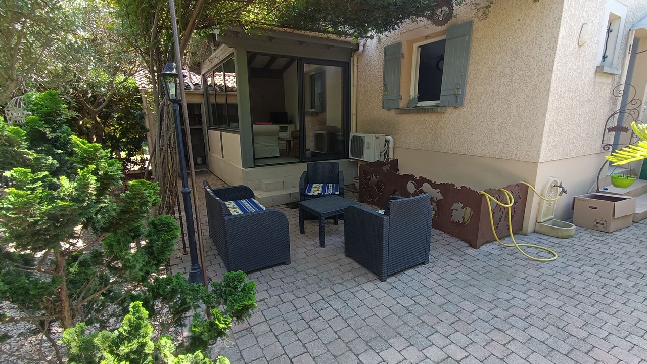 Photo of Patio Balcony in Loriol-du-Comtat