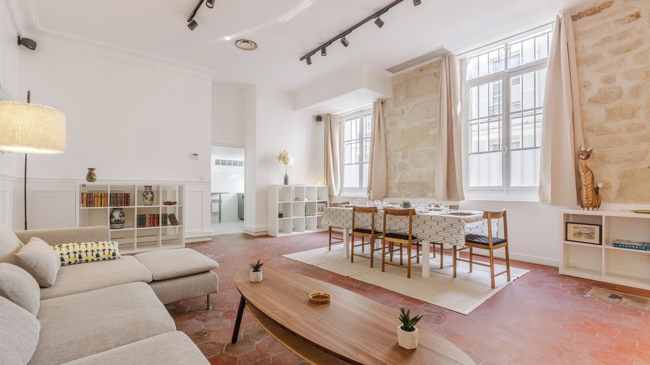Photo of Livingroom in Archives