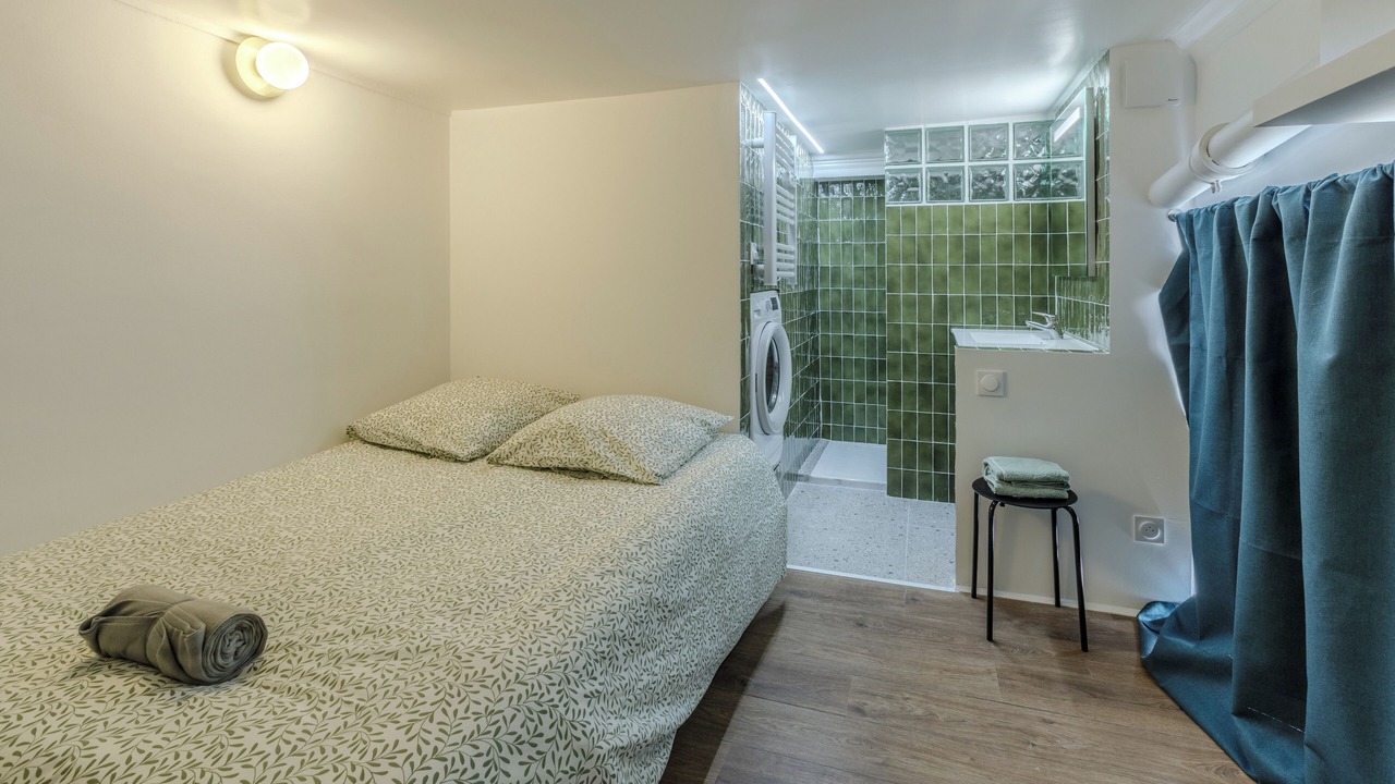 Photo of Bedroom in Archives