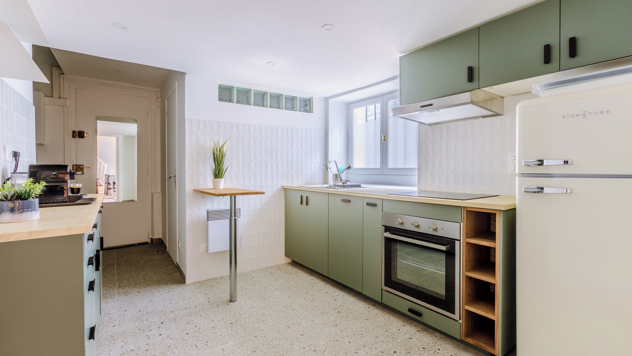 Photo of Kitchen in Archives