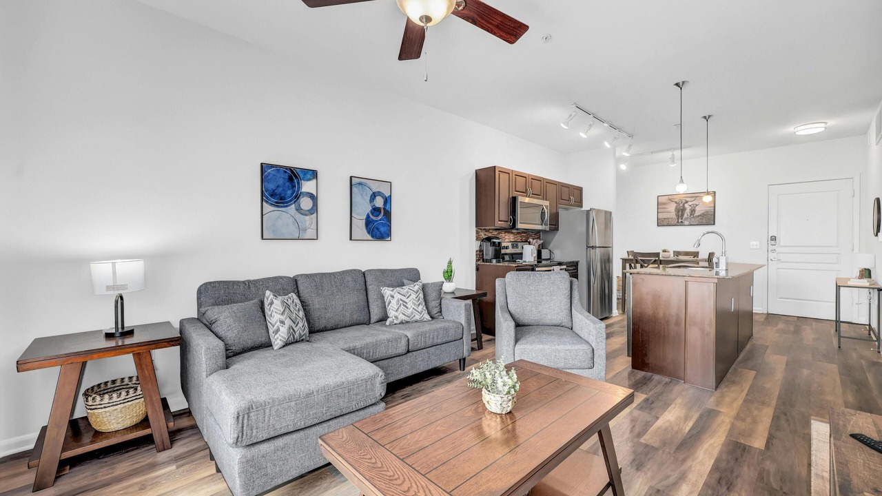 Photo of Livingroom in North Burnet