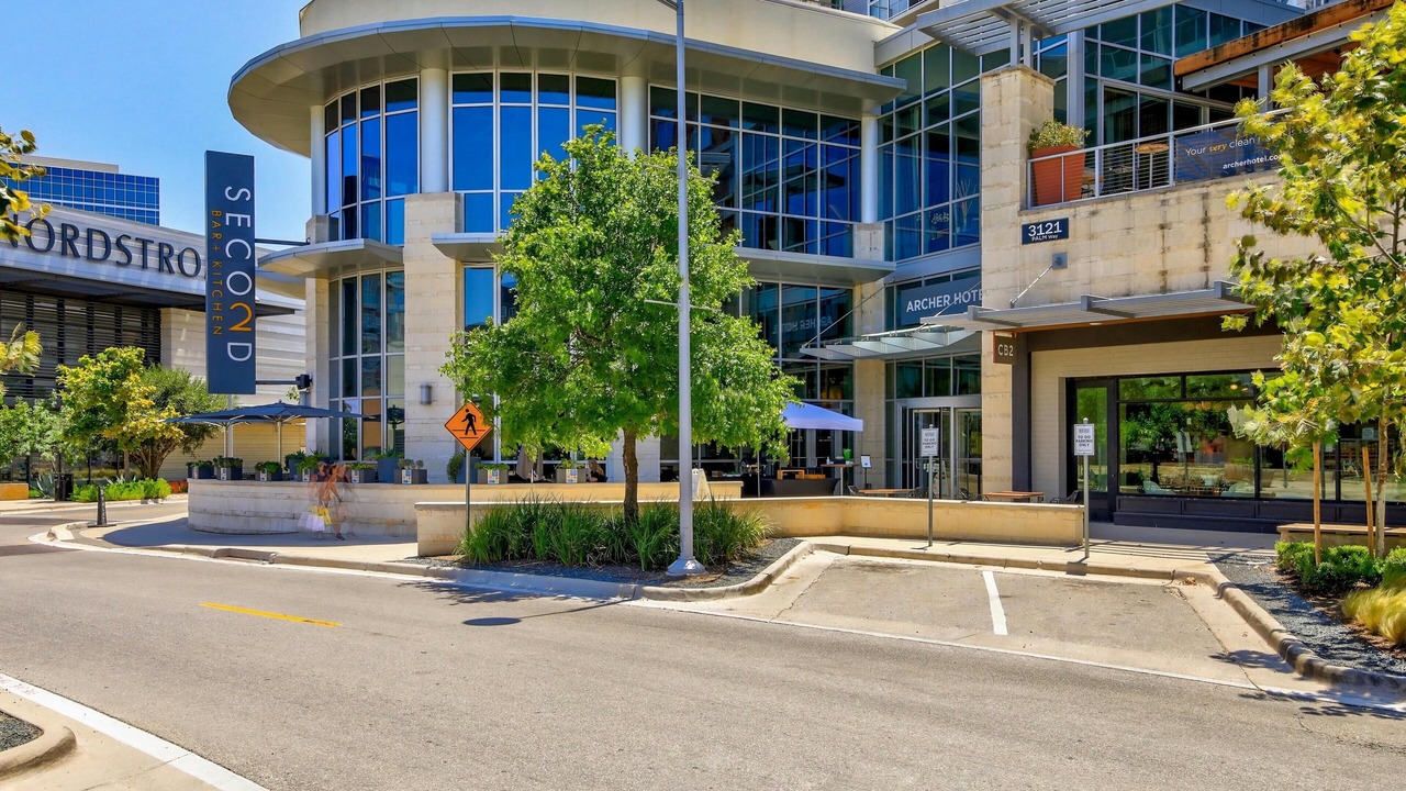 Photo of Outdoor in North Burnet