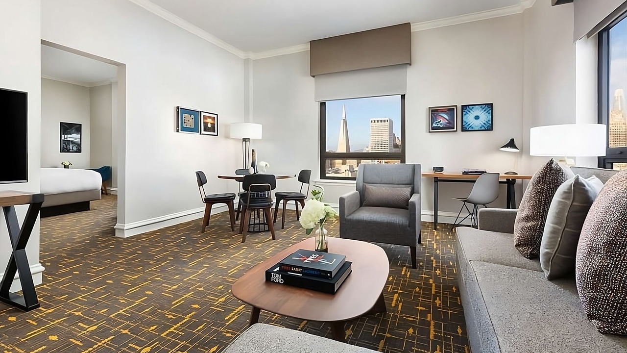 Photo of Bedroom in Lower Nob Hill