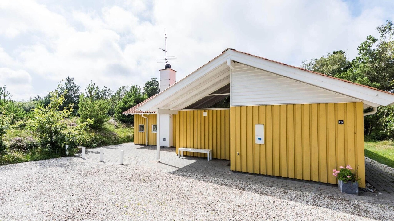 Photo of Outdoor in Henne