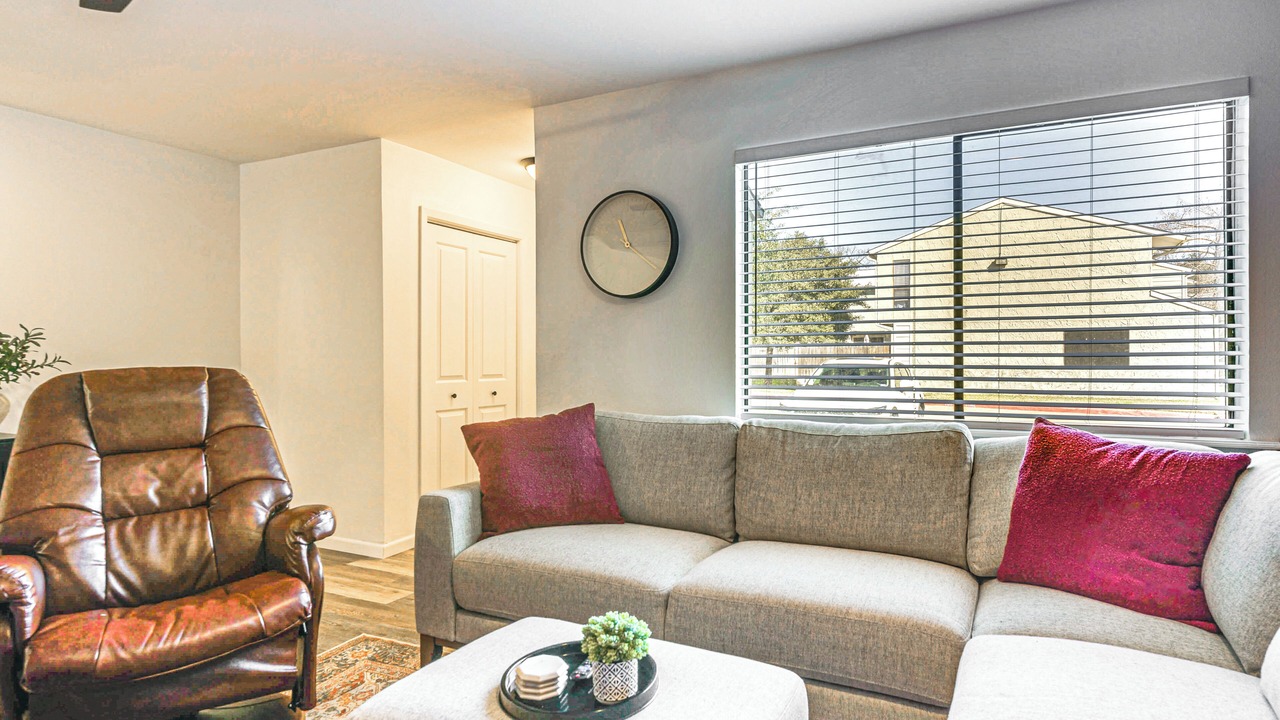 Photo of Livingroom in College Station