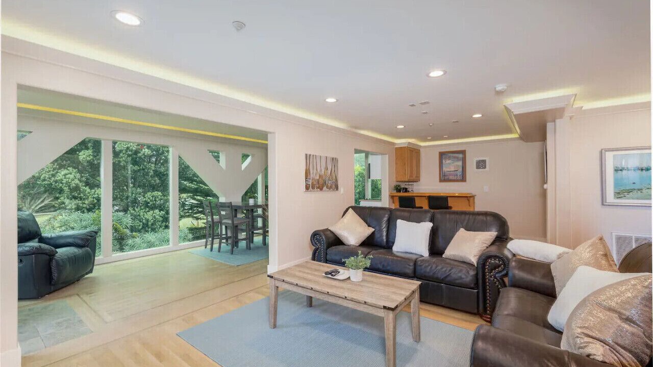 Photo of Livingroom in El Granada