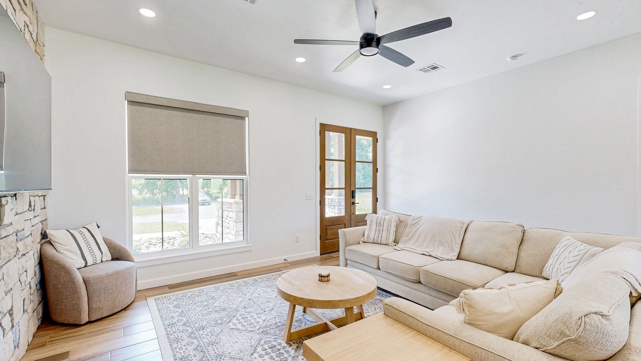 Photo of Livingroom in Hoyt