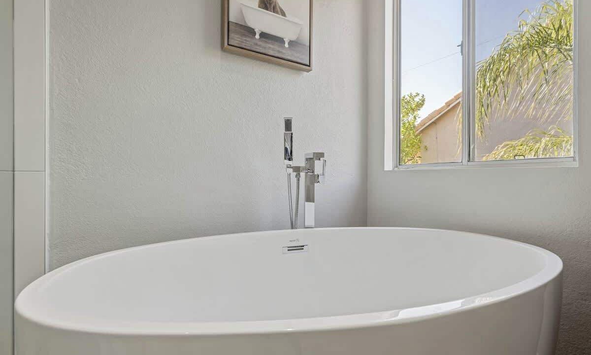 Photo of Bathroom in Castaic