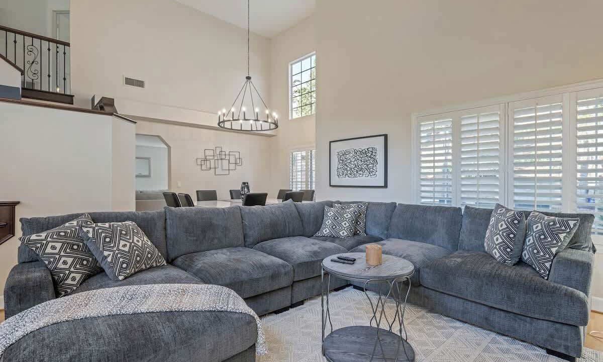 Photo of Livingroom in Castaic