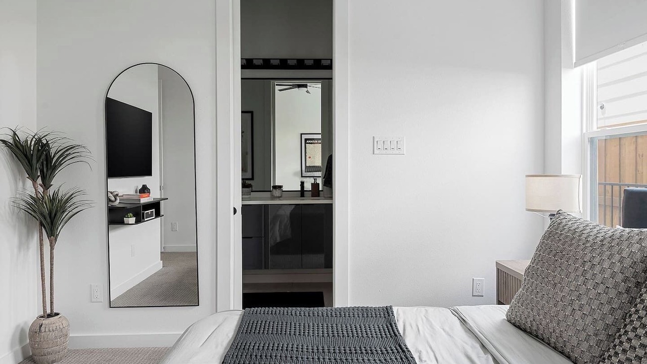 Photo of Bedroom in Cedar Crest