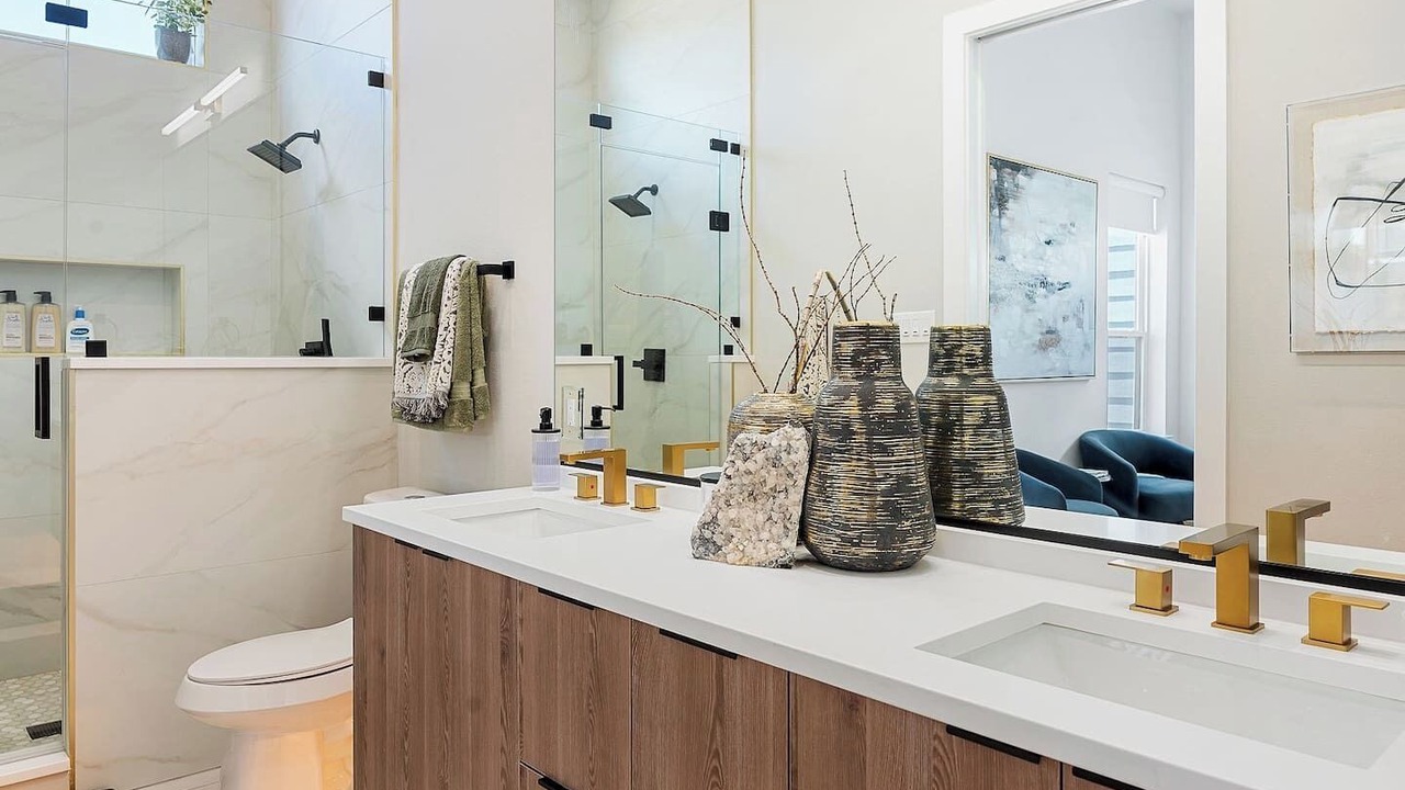 Photo of Bathroom in Cedar Crest
