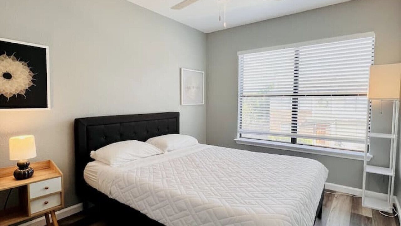 Photo of Bedroom in Medical Center District