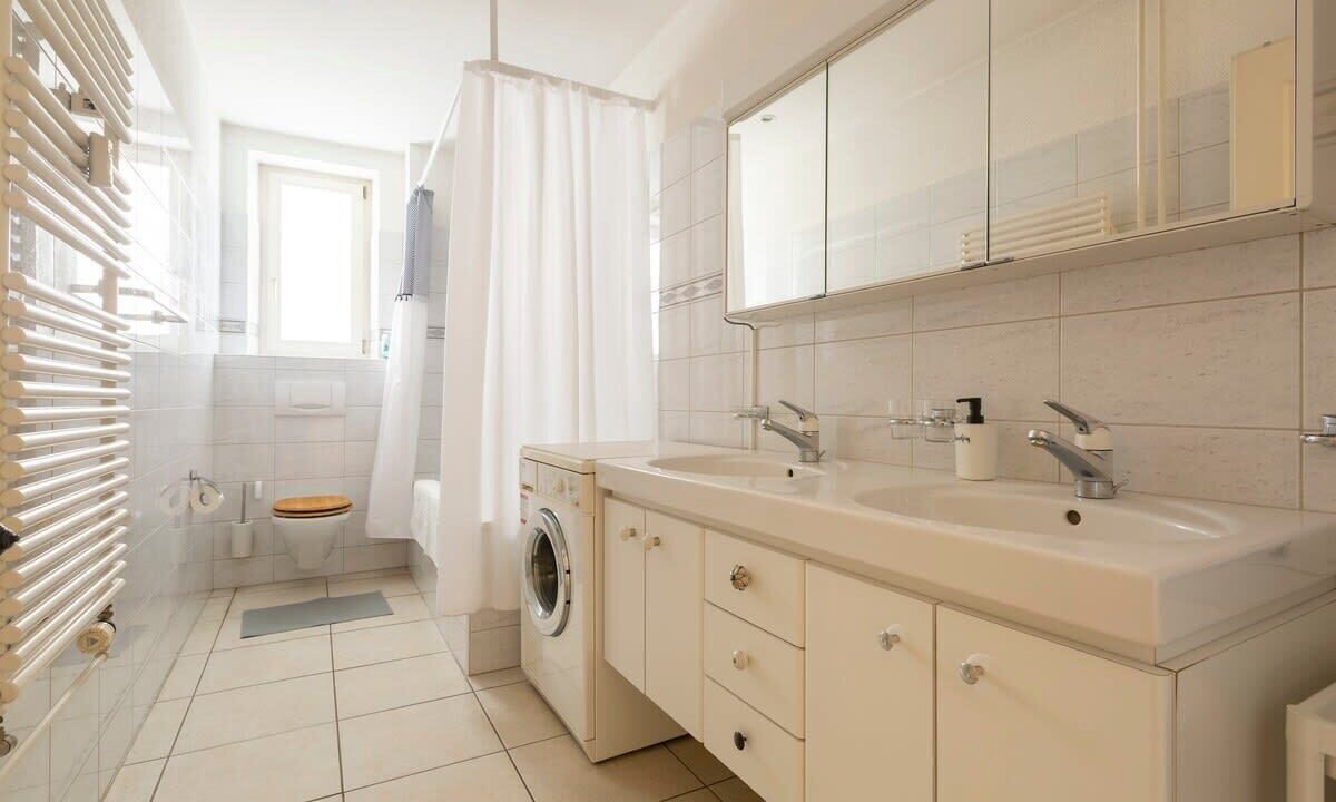 Photo of Bathroom in Langstrasse