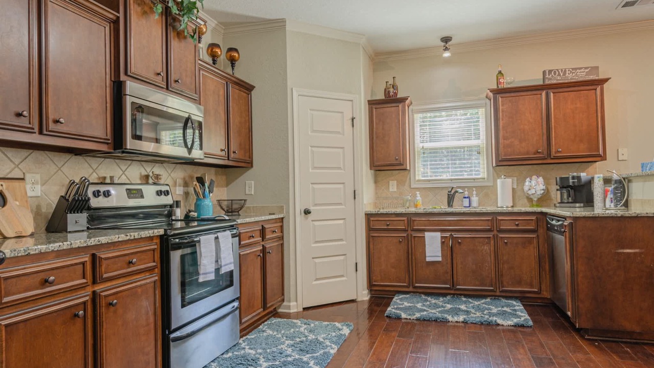 Photo of Others in Fortson