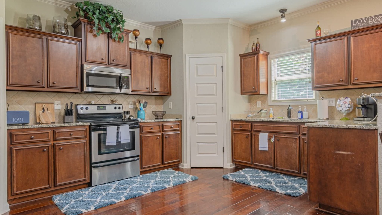 Photo of Others in Fortson