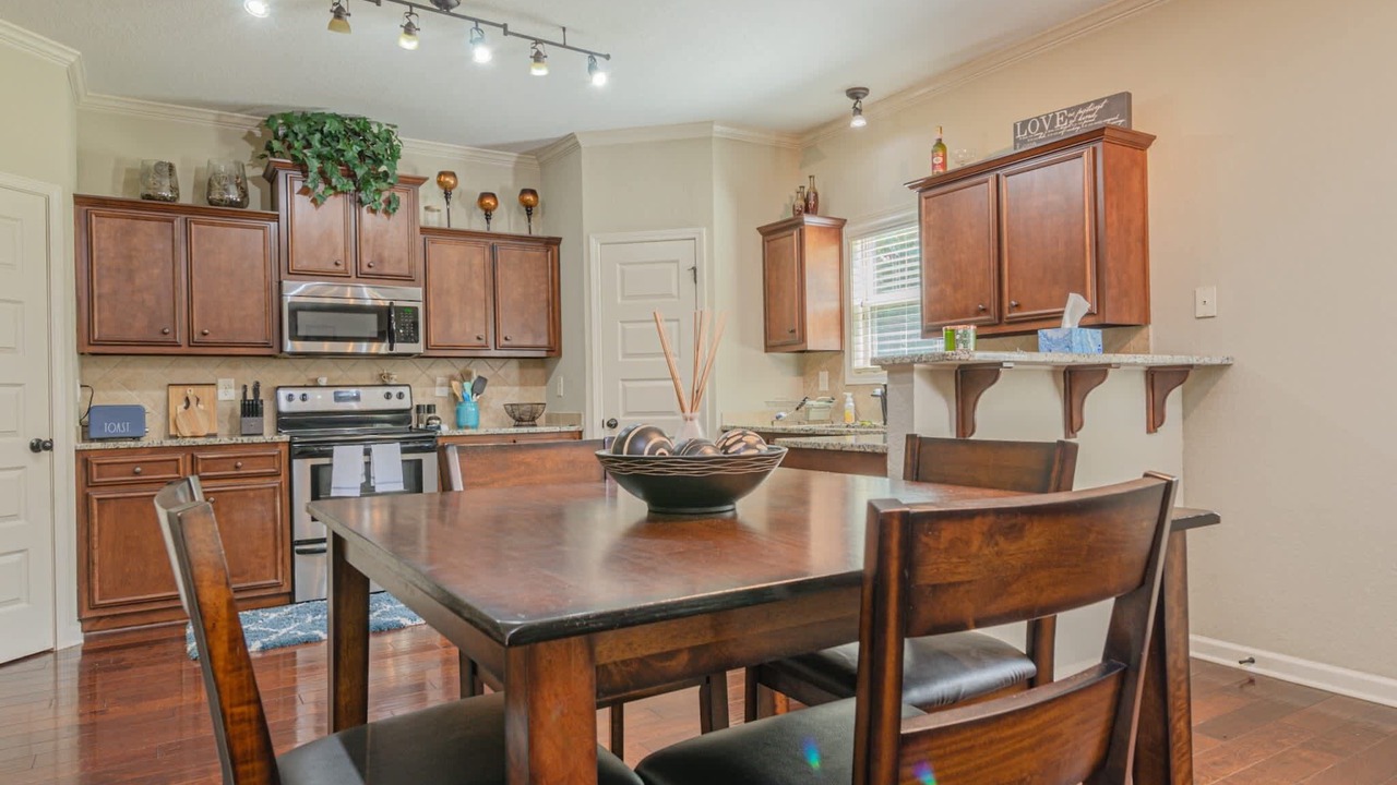 Photo of Others in Fortson