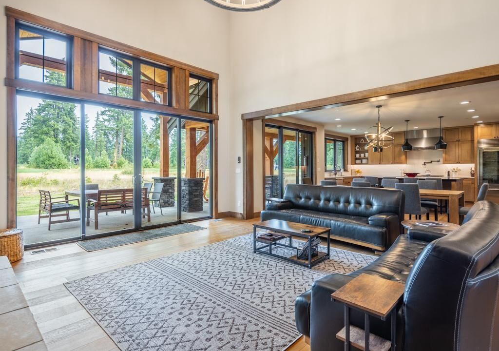 Photo of Livingroom in Cle Elum