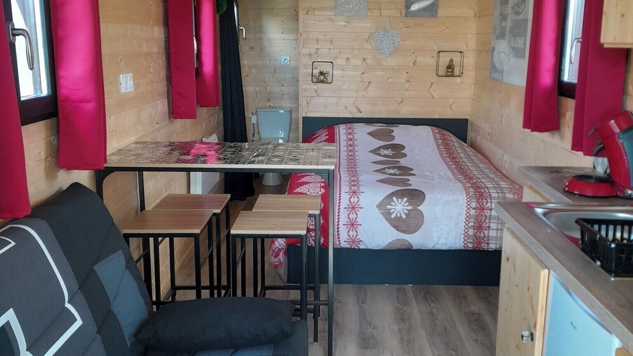 Photo of Livingroom in Thiel-sur-Acolin