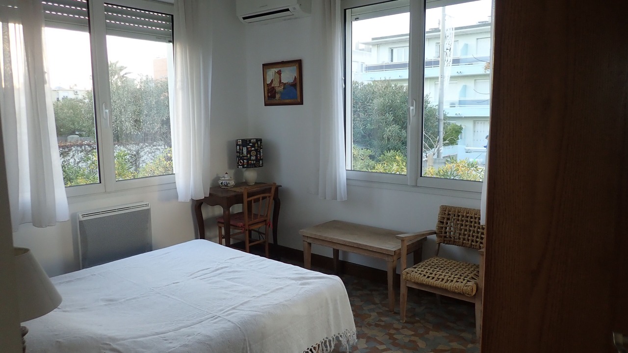 Photo of Bedroom in Palavas-les-Flots