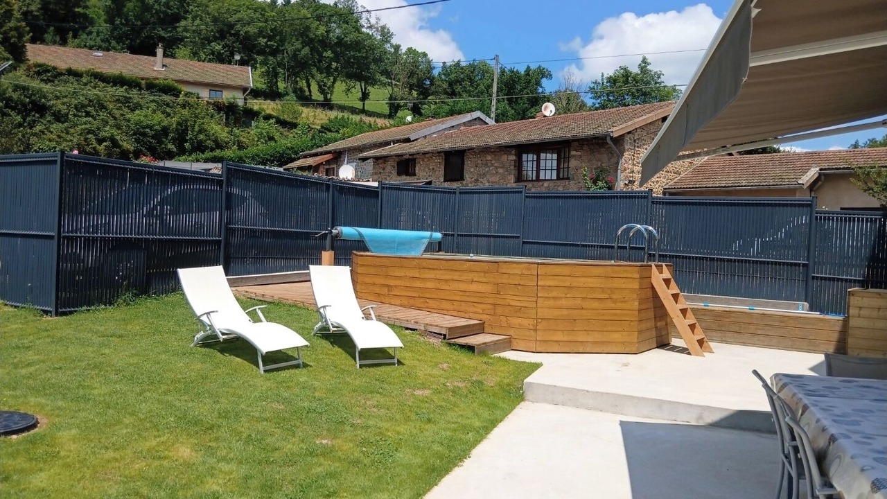 Photo of Outdoor in Cublize