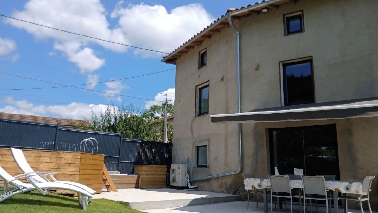 Photo of Outdoor in Cublize