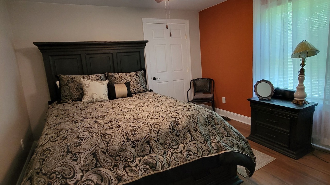 Photo of Bedroom in Bennett