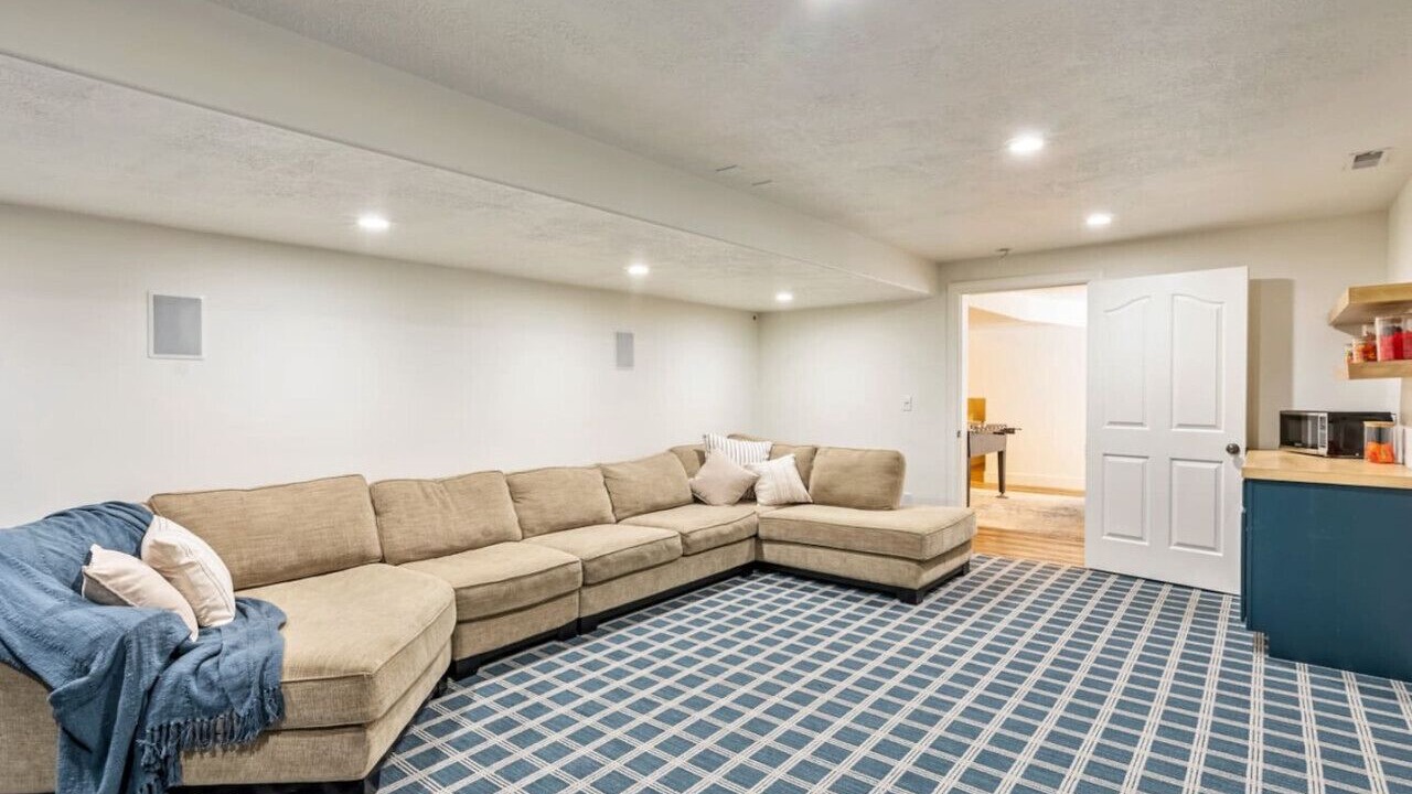 Photo of Livingroom in Pleasant Grove