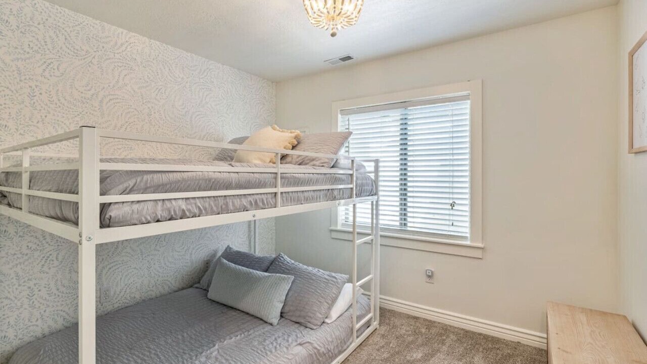Photo of Bedroom in Pleasant Grove