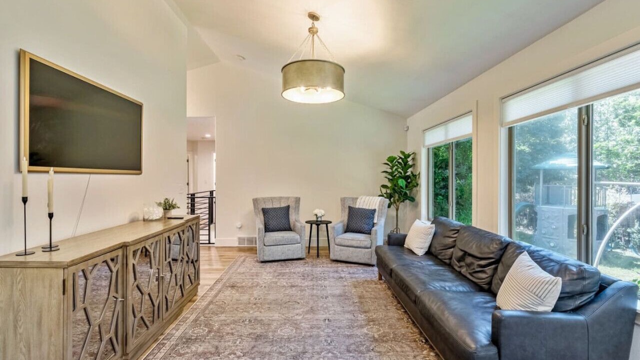 Photo of Livingroom in Pleasant Grove