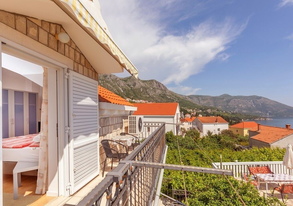 Photo of Patio Balcony in Brasina