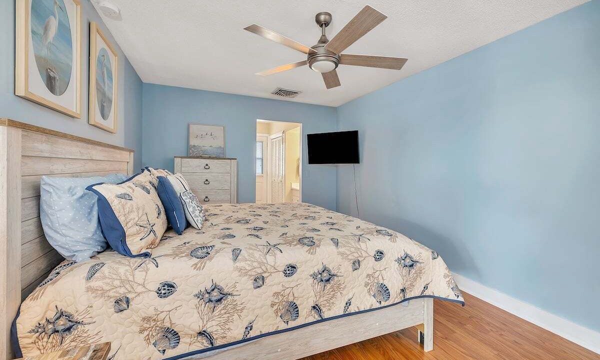 Photo of Bedroom in St. Simons Island