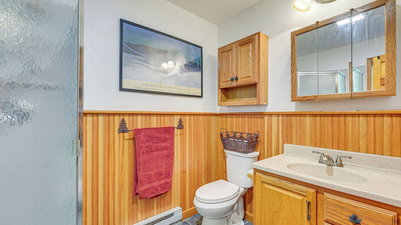 Photo of Bathroom in Putnam Station