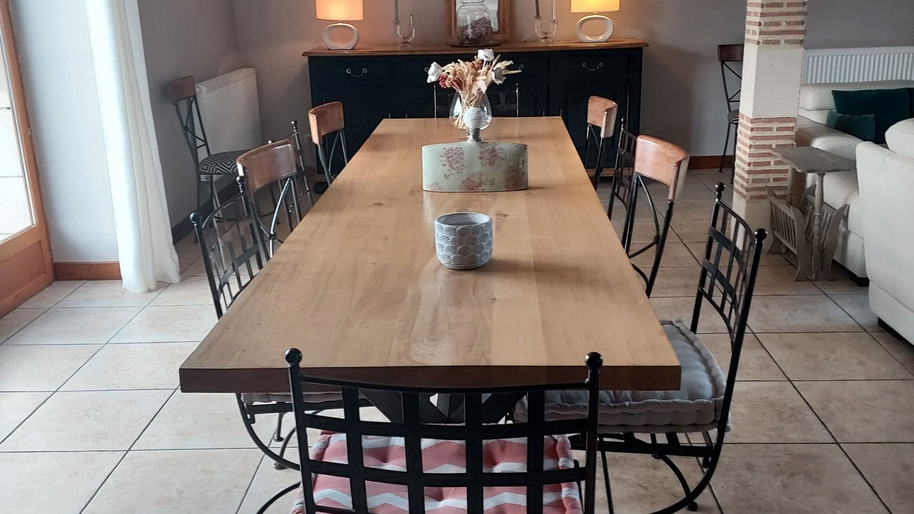 Photo of Others in Thedirac