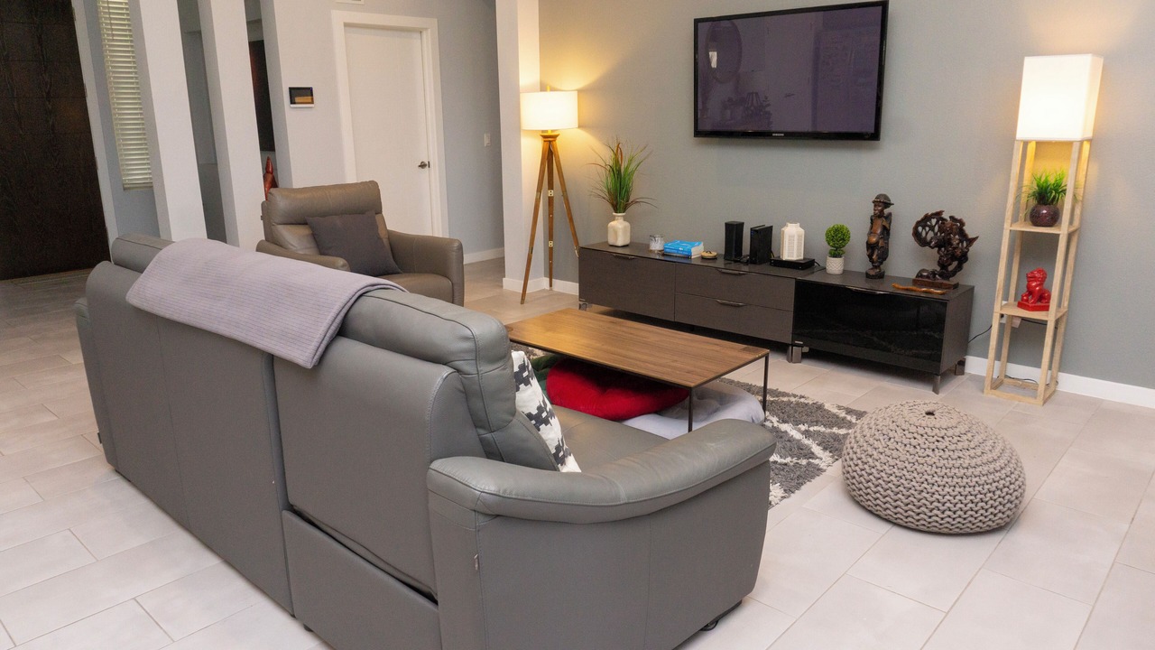 Photo of Livingroom in Horizon City
