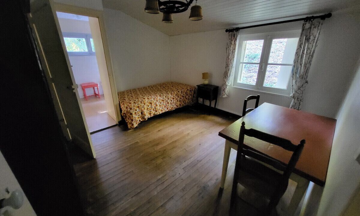 Photo of Bedroom in Esquibien