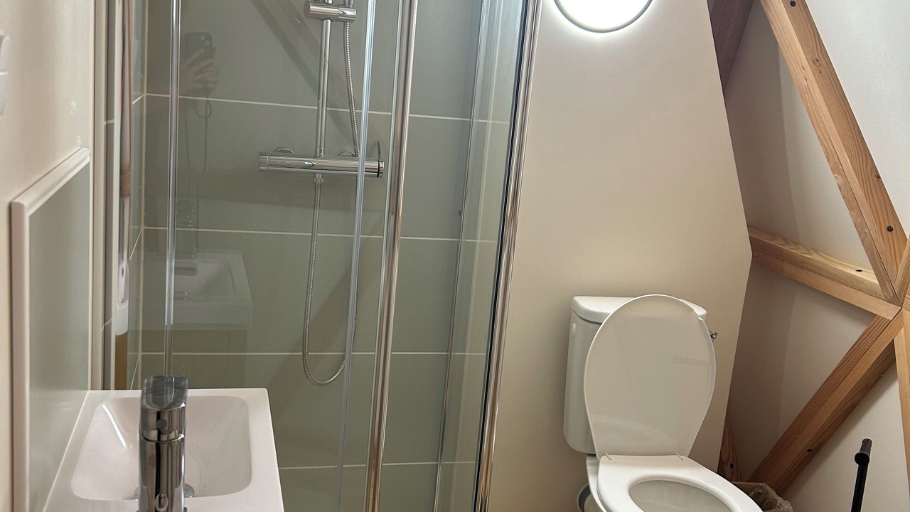 Photo of Bathroom in Favieres