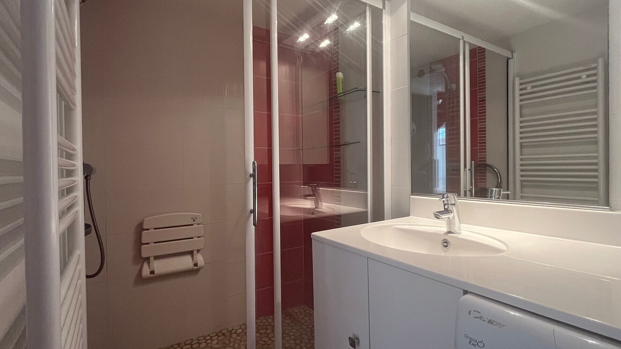 Photo of Bathroom in Le Barcares