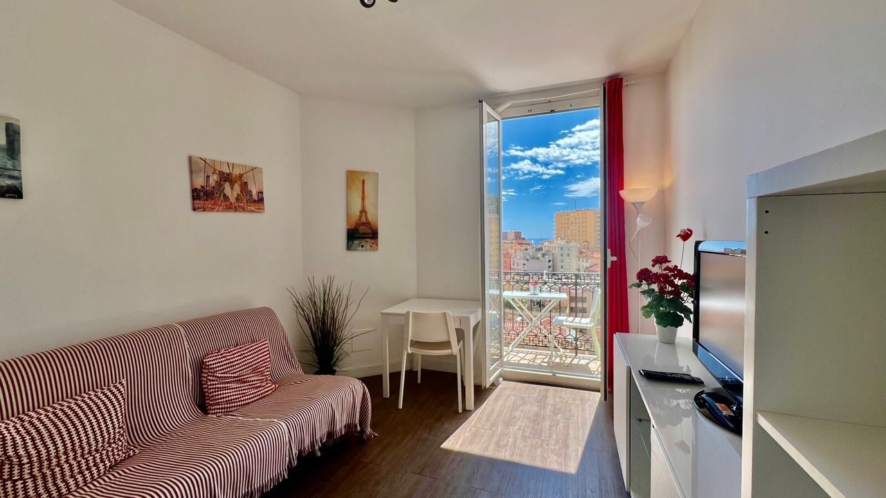 Photo of Livingroom in Beausoleil