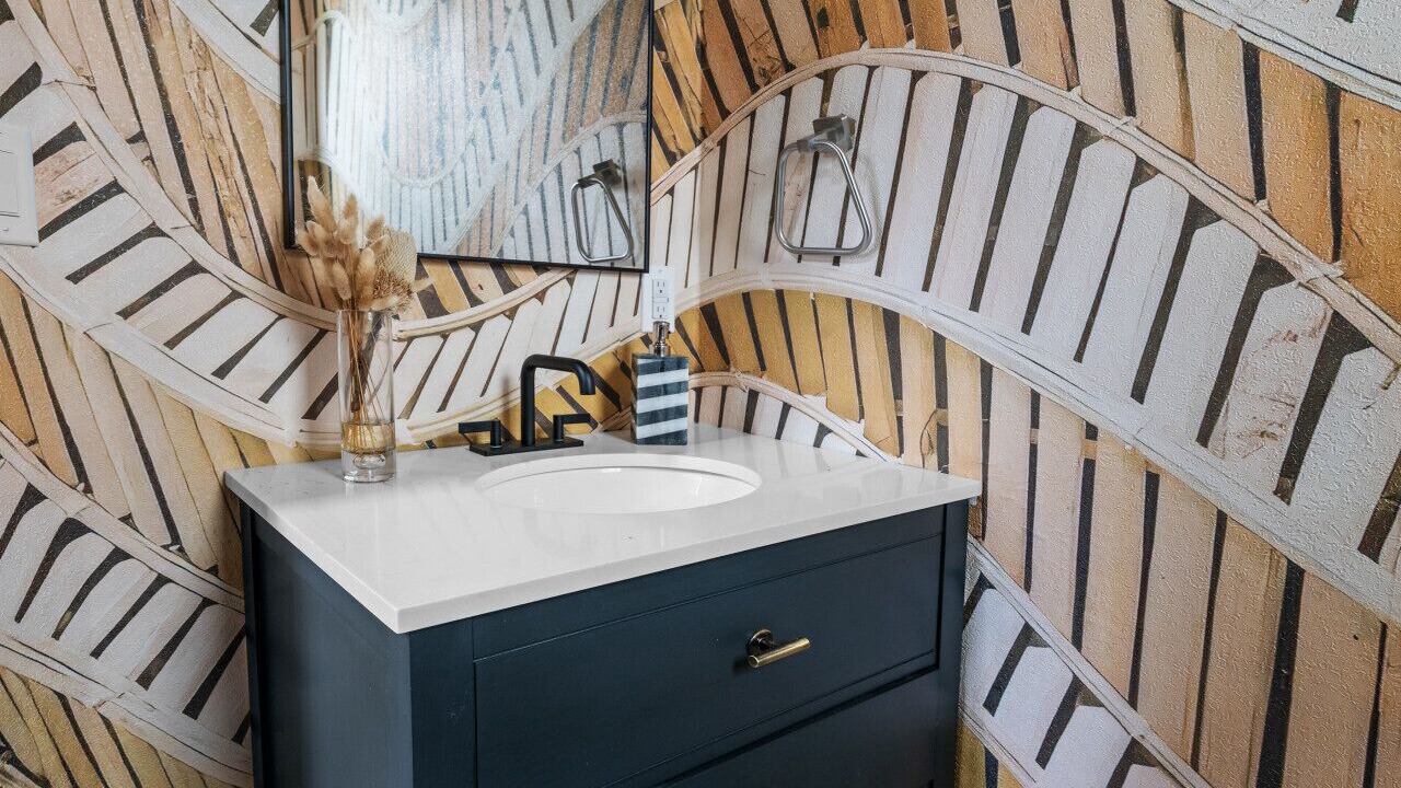 Photo of Bathroom in Tool