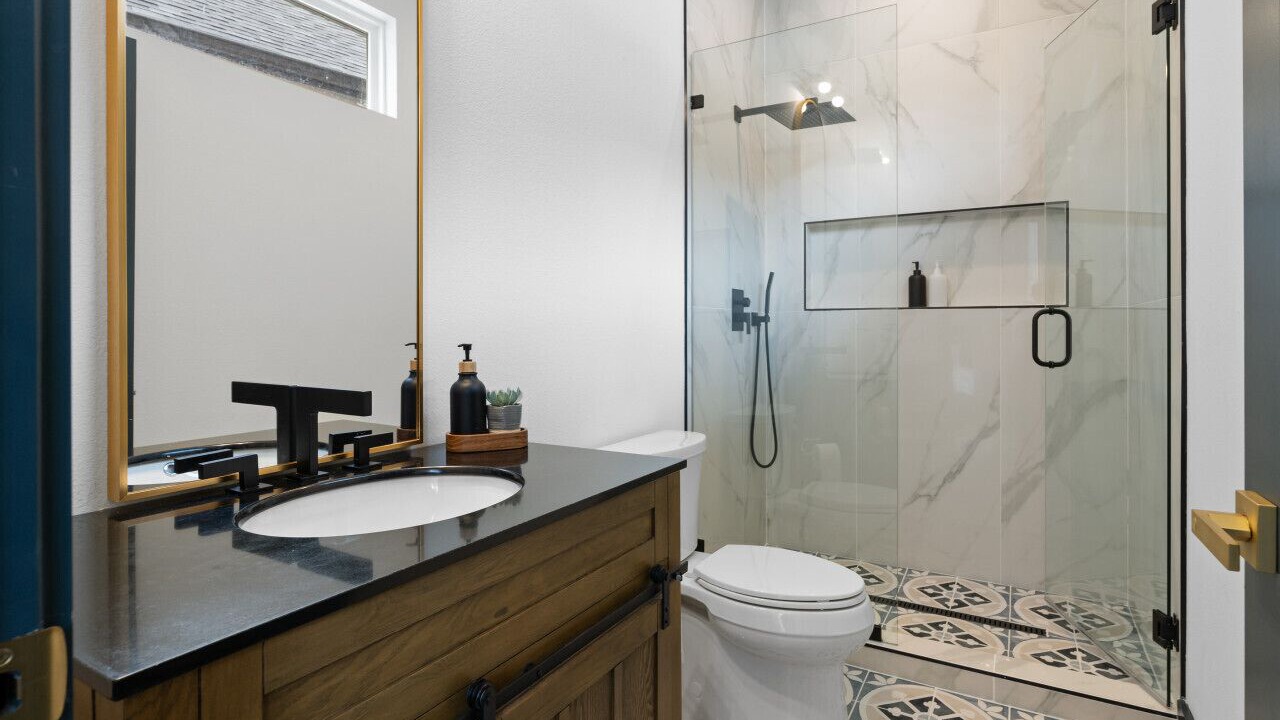 Photo of Bathroom in Tool